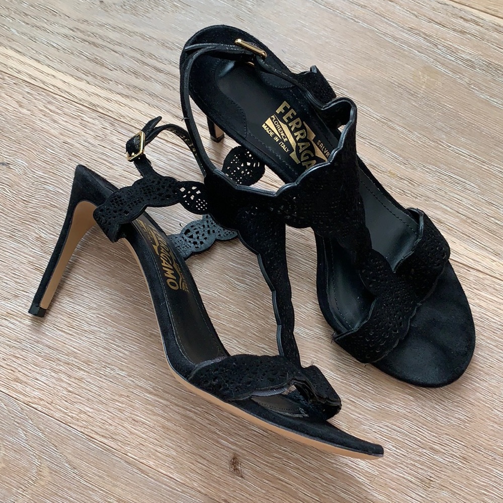 Salvatore Ferragamo sandals size 8.5